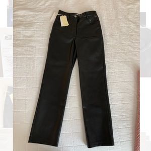 Aritzia Melina Pants Black - Short Size 0